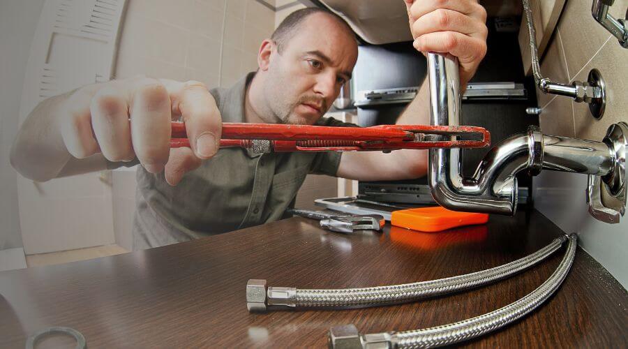 Expert burst pipe repair services in Lickingville, PA